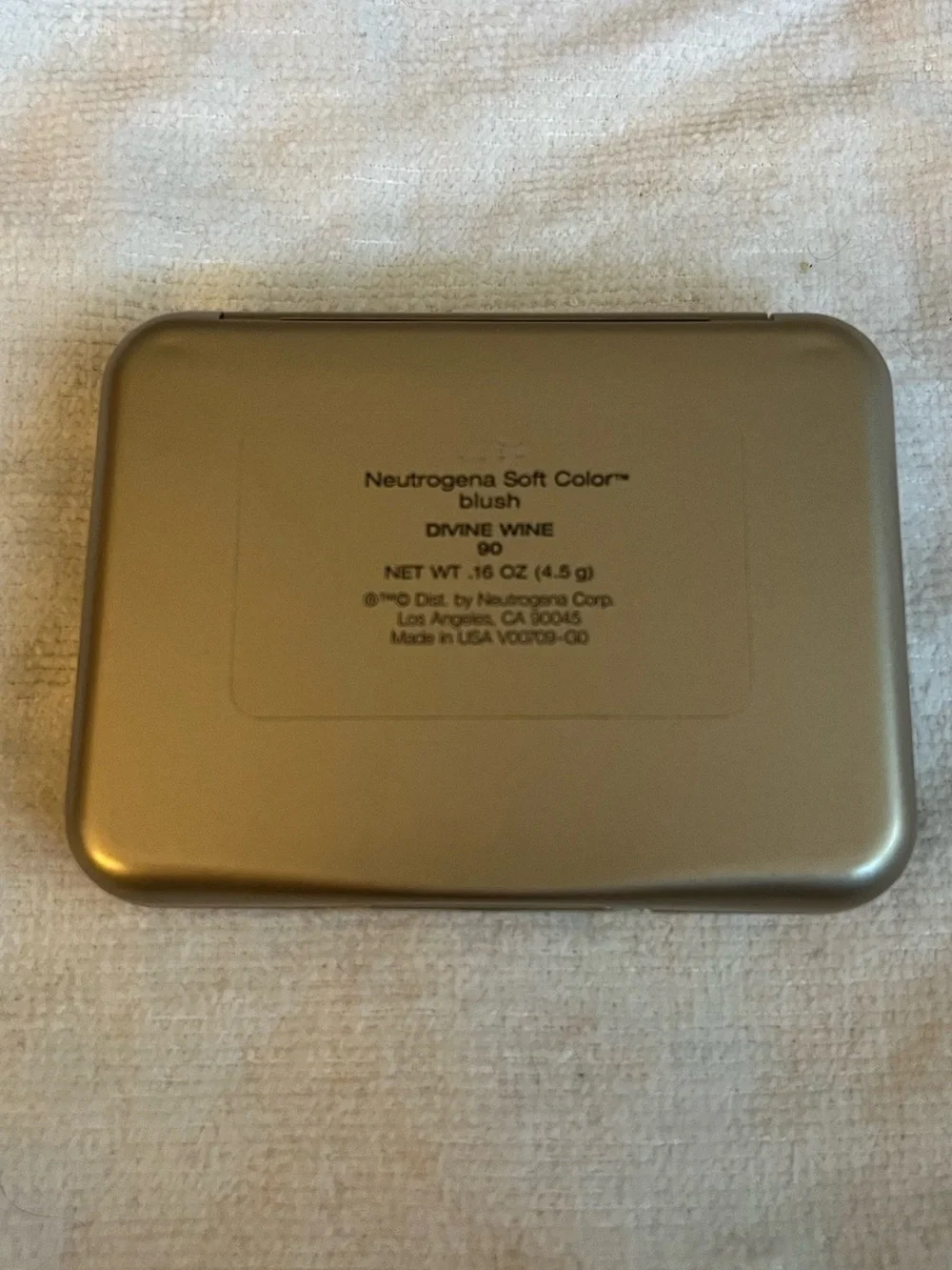 Neutrogena Soft Color Blush - Divine Wine (pink)